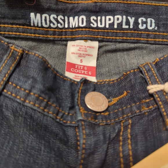 Mossimo Jean Shorts Dark Wash 8 Inch Inseam Size 5 US Denim - Picture 5 of 5